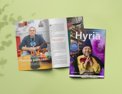 Lehden aukeama ja etukansi
