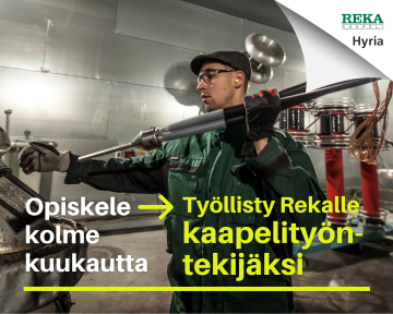 Kaapelityöntekijä tehtaassa. Mainosleiskan teksti: Opiskele kolme kuukautta - työllisty Rekalle kaapelityöntekijäksi